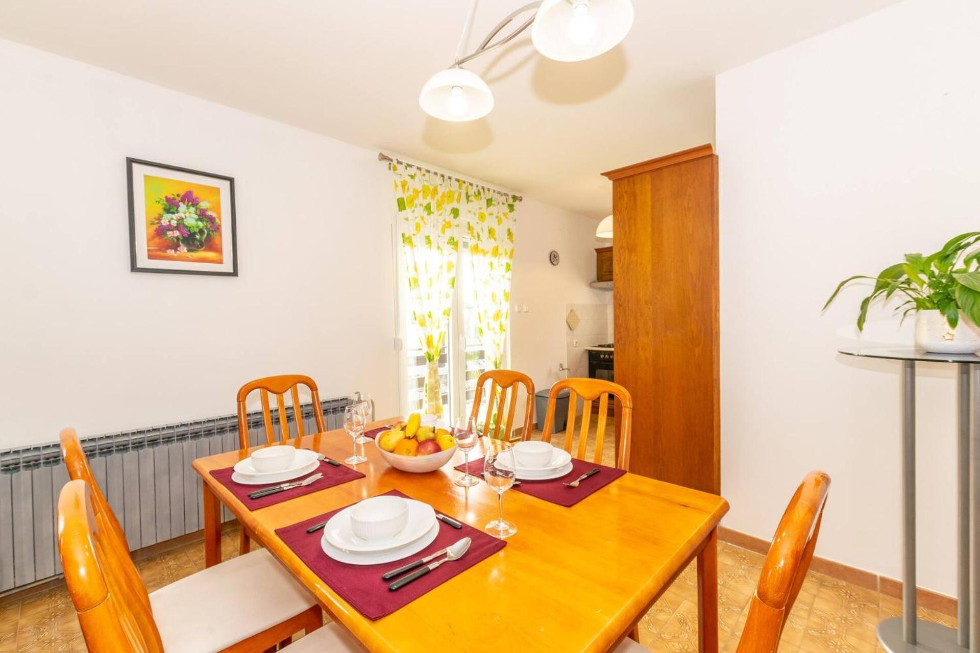 Family House With 2 Apartments - Irma メドゥリン エクステリア 写真