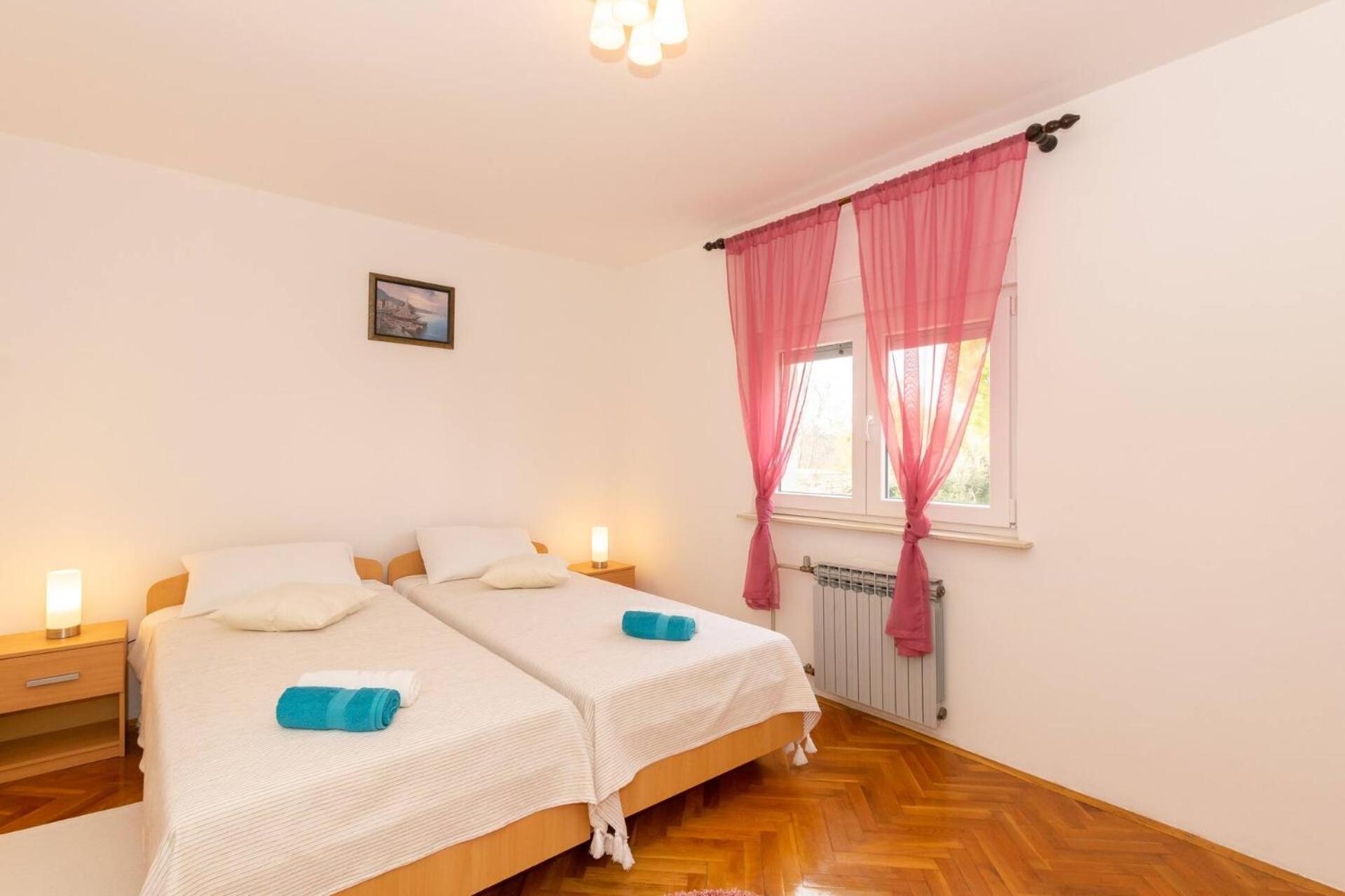 Family House With 2 Apartments - Irma メドゥリン エクステリア 写真