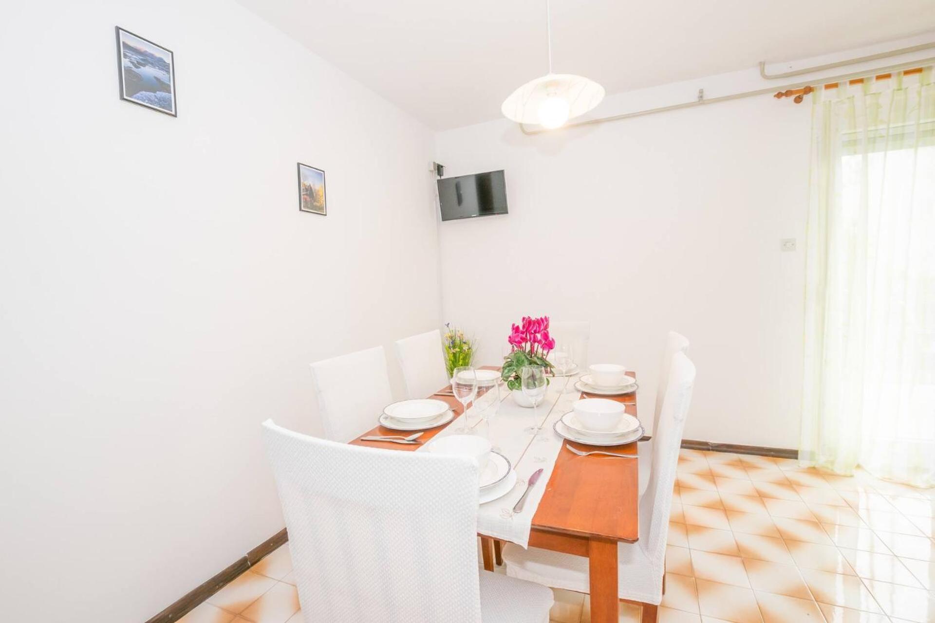Family House With 2 Apartments - Irma メドゥリン エクステリア 写真